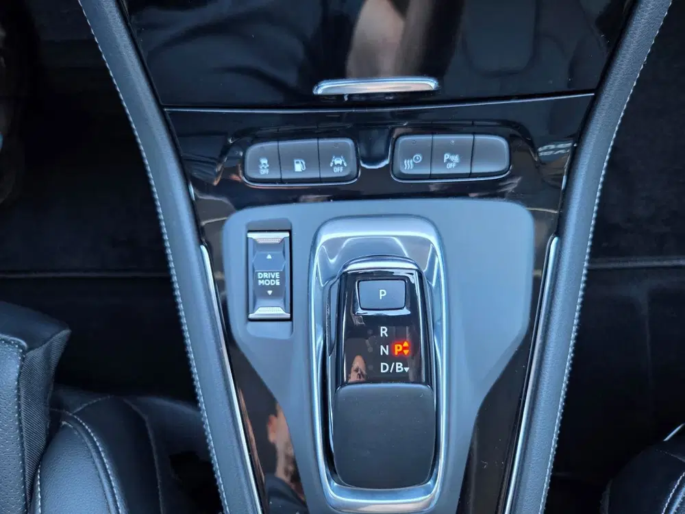 Opel Grandland 1.6 Turbo Hybrid4 Business Executive uit 2020, foto 7
