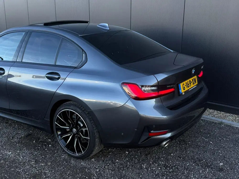 BMW 3-serie 330e eDrive Edition (M-SPORT uit 2020, foto 11