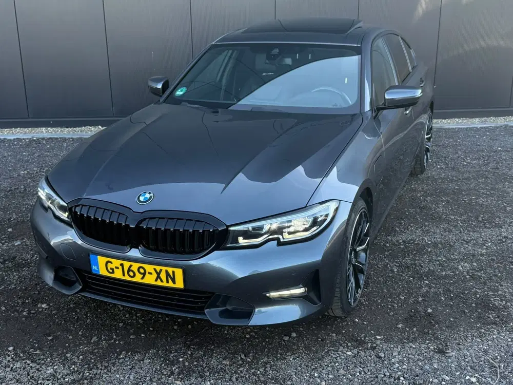 BMW 3-serie 330e eDrive Edition (M-SPORT uit 2020, foto 3