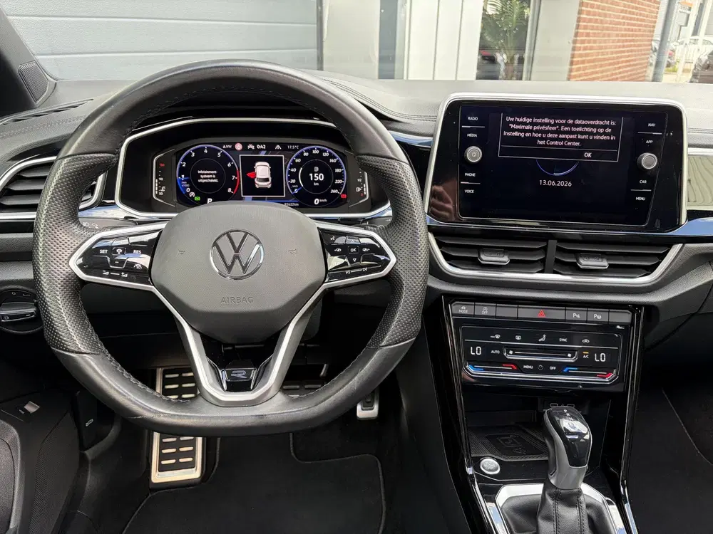 Volkswagen T-Roc 1.5 TSI R-Line Business+ uit 2022, foto 12