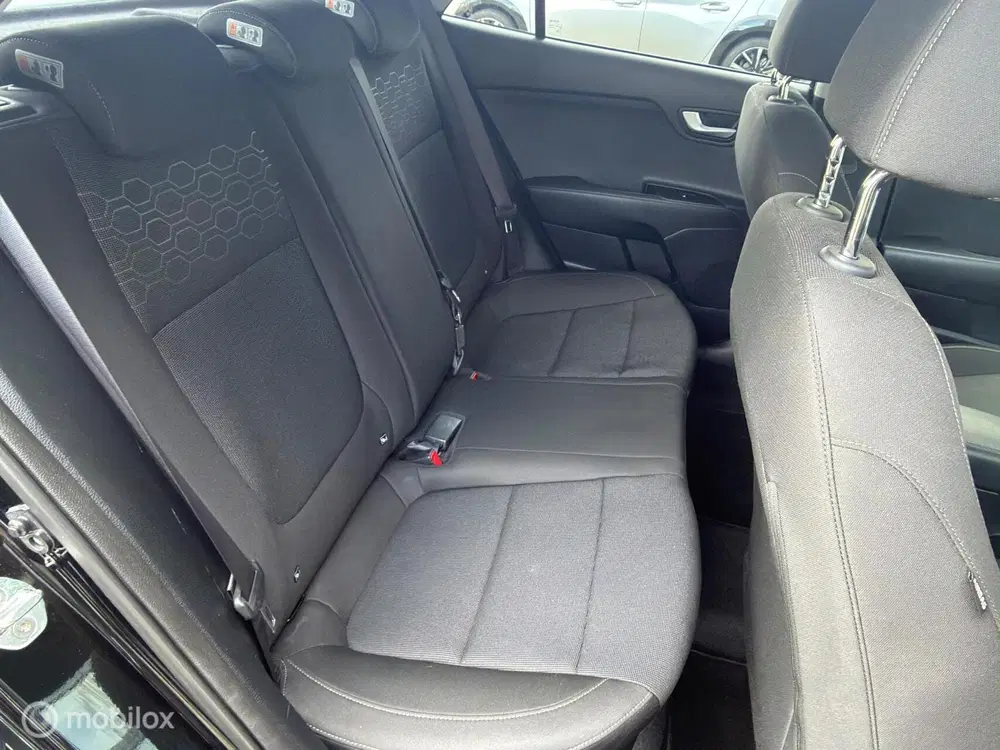 Kia Rio 1.2 DynamicLine uit 2019, foto 9