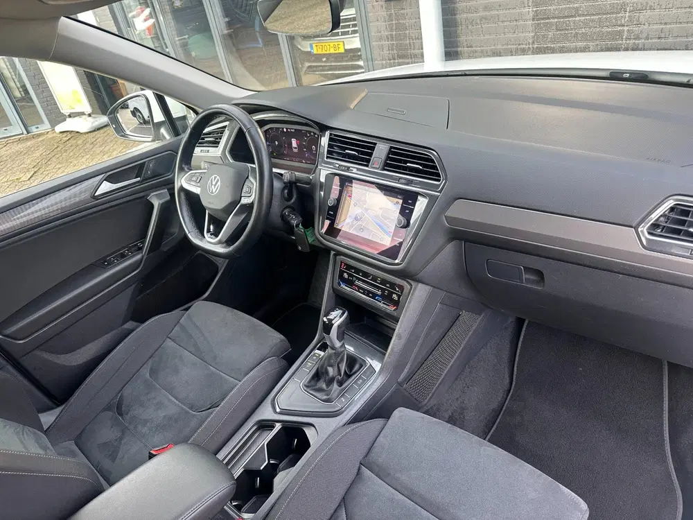 Volkswagen Tiguan Allspace 1.5 TSI Life Business uit 2023, foto 11