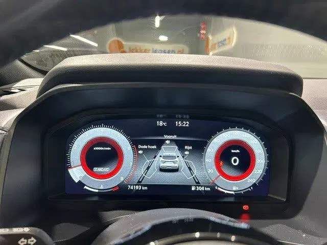 Nissan Qashqai 1.3 Mild-Hybrid 140pk Tekna PANO uit 2021, foto 15