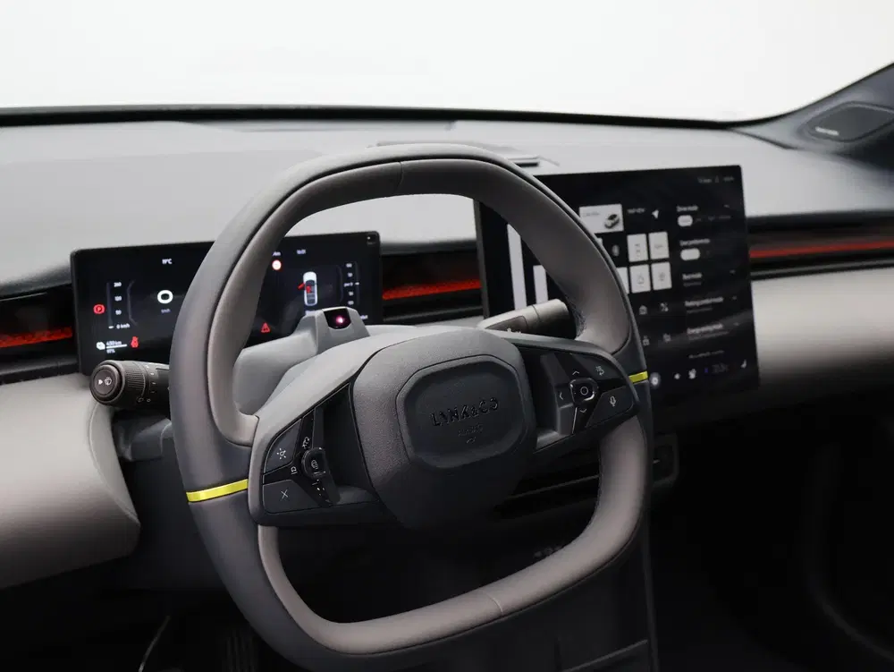 Lynk & Co 02 More 66 kWh Pano uit 2026, foto 15