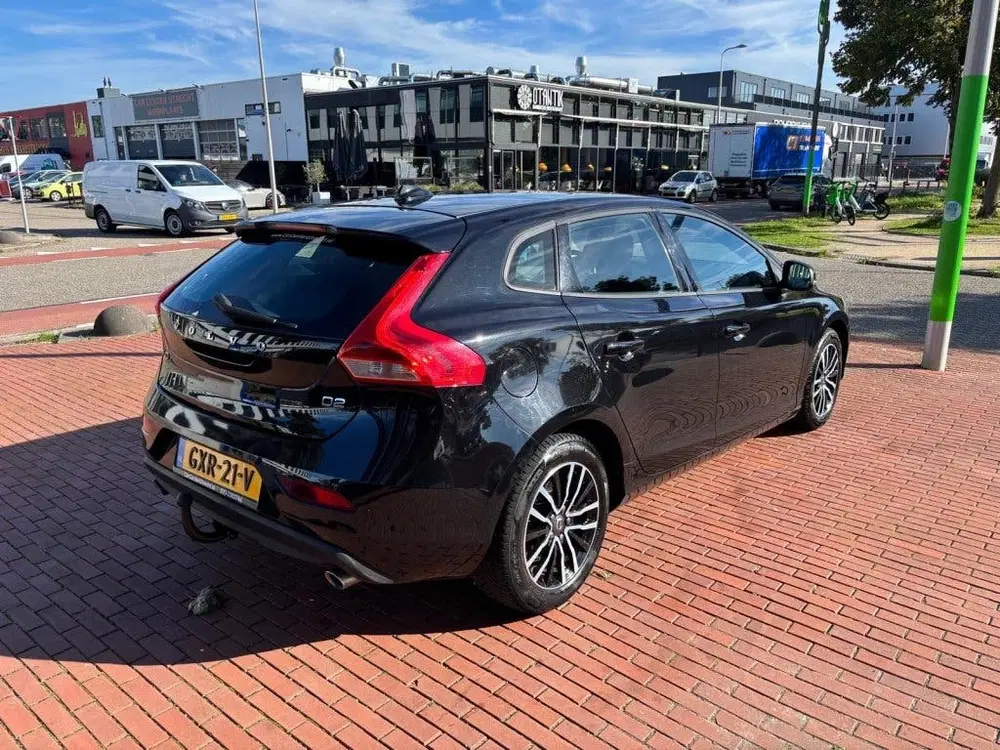 Volvo V40 2.0 D2 Inscription uit 2019, foto 3