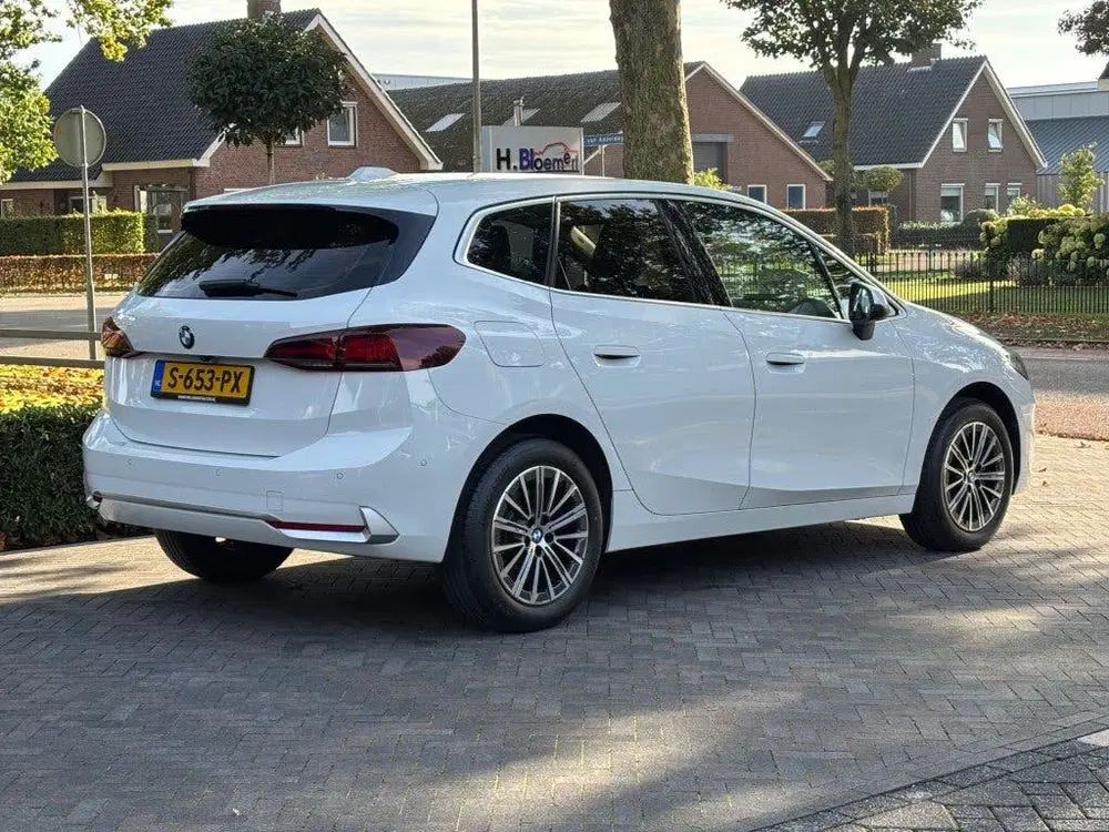 BMW 2-serie ACTIVE TOURER 220i 170pk Mild Hybrid Luxur uit 2023, foto 8
