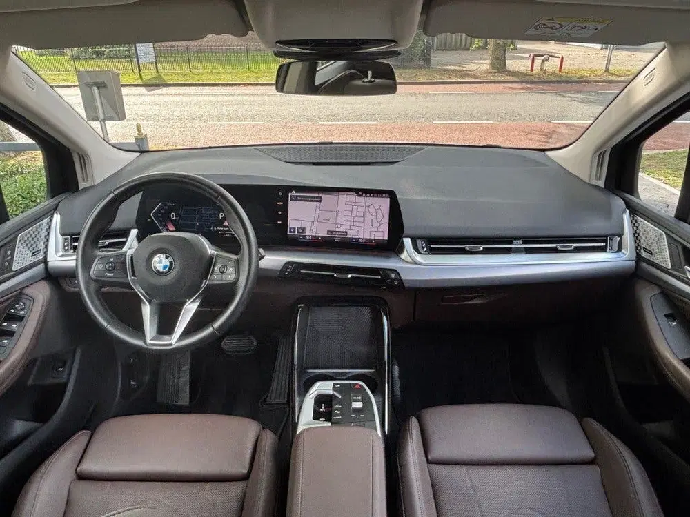 BMW 2-serie ACTIVE TOURER 220i 170pk Mild Hybrid Luxur uit 2023, foto 9