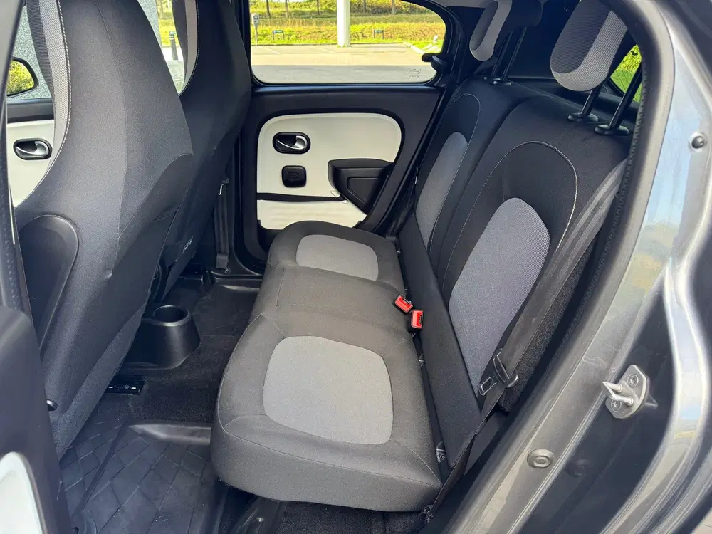 Renault Twingo 1.0 SCe Limited uit 2019, foto 12