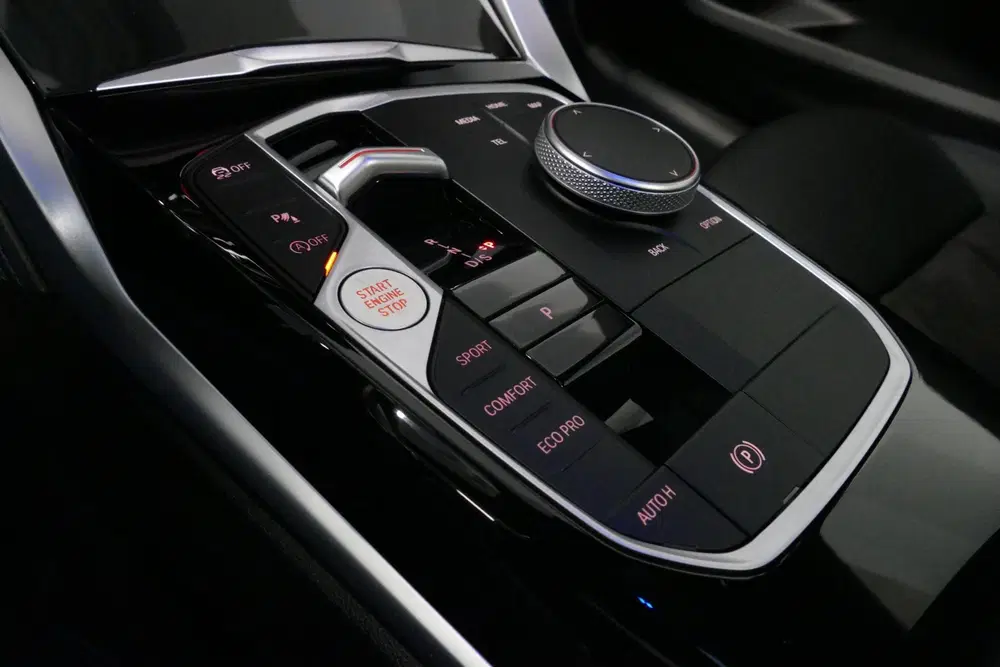 BMW 2-serie 2-serie Coupé 220i M Sport uit 2023, foto 8