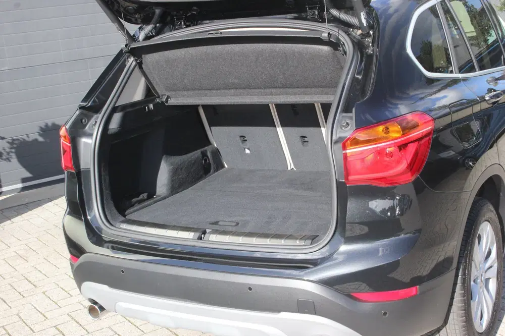 BMW X1 sDrive20i High Executive uit 2019, foto 10