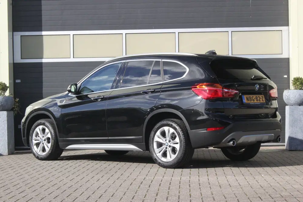 BMW X1 sDrive20i High Executive uit 2019, foto 6