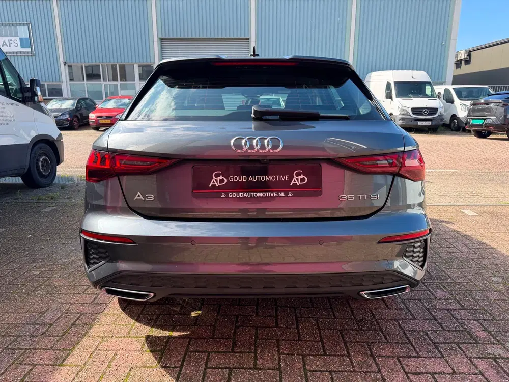 Audi A3 35 TFSI 3xS edition uit 2022, foto 3