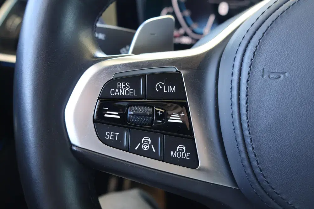 BMW 3-serie 330e High Executive uit 2021, foto 13