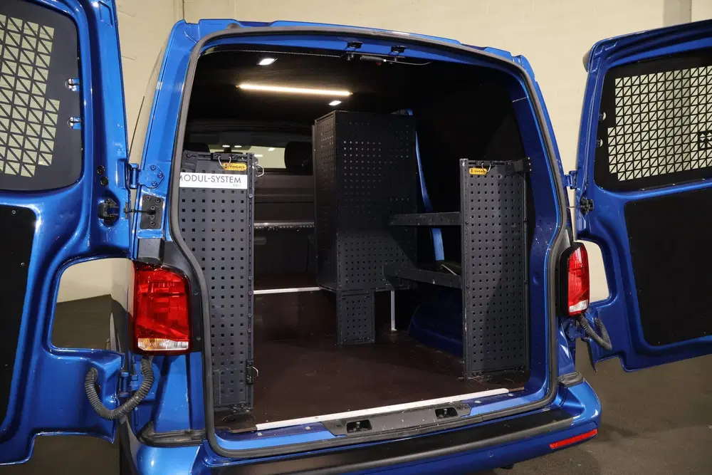 Volkswagen Transporter 2.0 TDI L1 H1 150pk Bulli Wolfsburg E uit 2021, foto 14