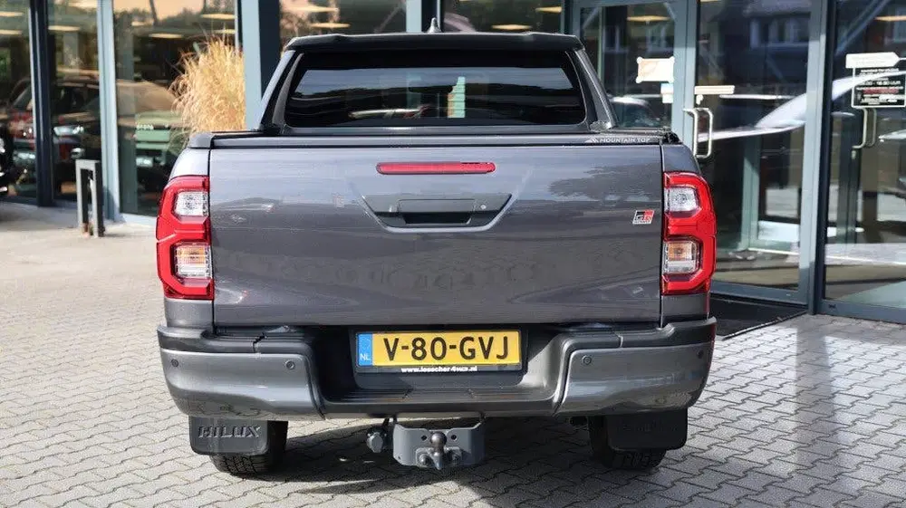 Toyota Hilux 2.8 D-4D DUBBEL CABIN GR SPORT A uit 2024, foto 5