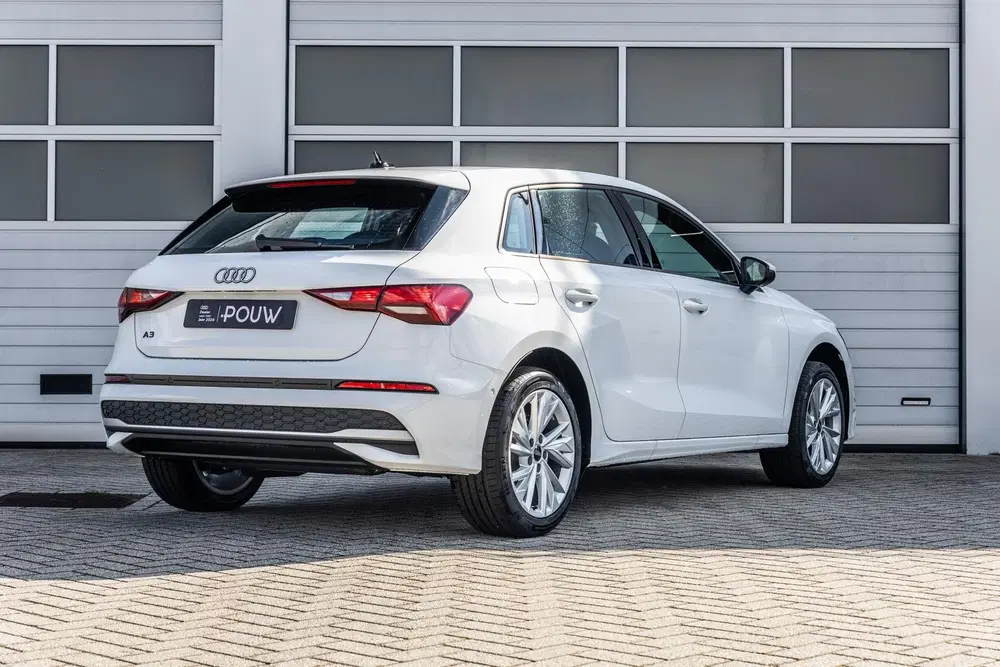 Audi A3 30 TFSI 115pk Pro Line uit 2026, foto 2