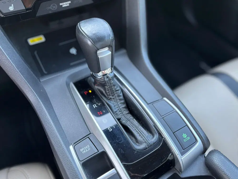 Honda Civic 1.5 i-VTEC Executive Aut uit 2019, foto 11