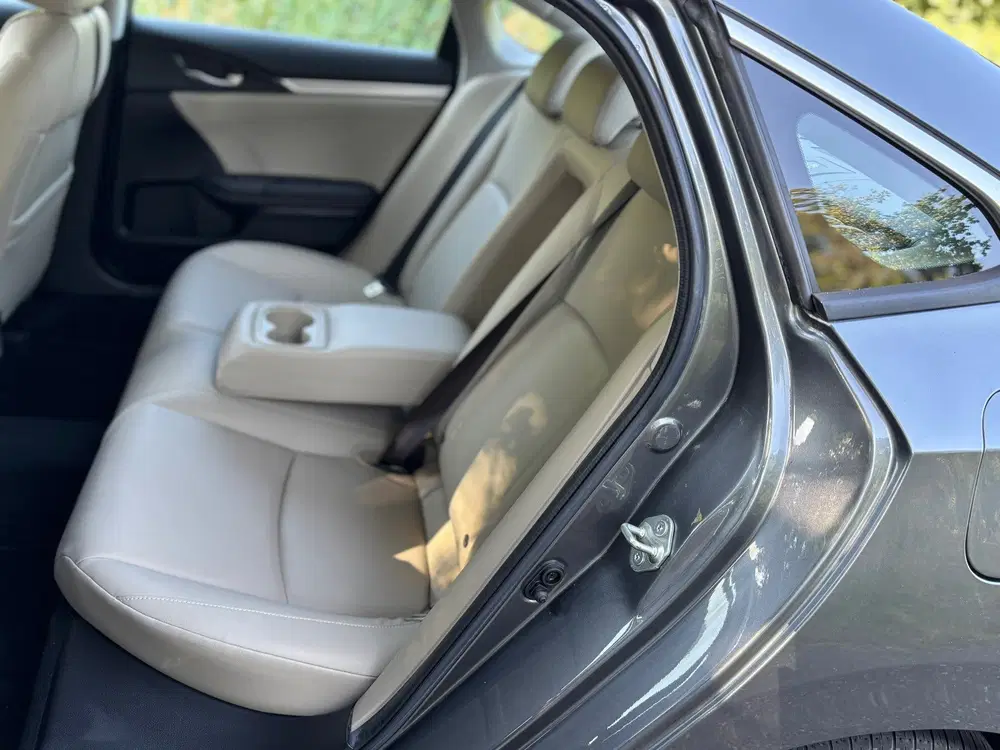 Honda Civic 1.5 i-VTEC Executive Aut uit 2019, foto 6