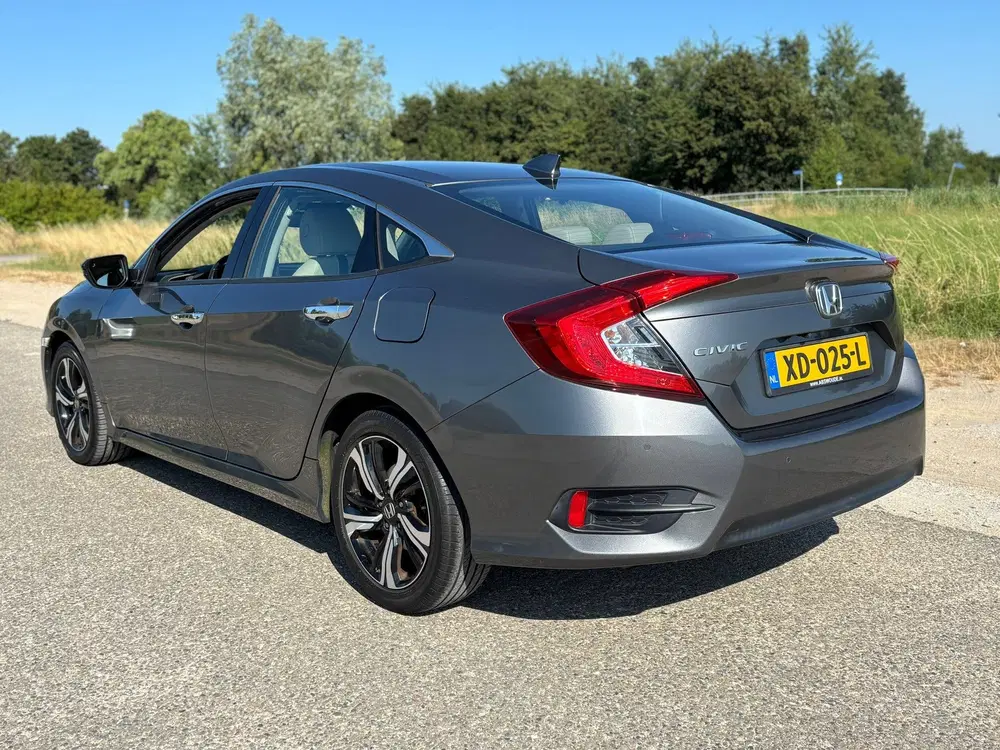 Honda Civic 1.5 i-VTEC Executive Aut uit 2019, foto 7