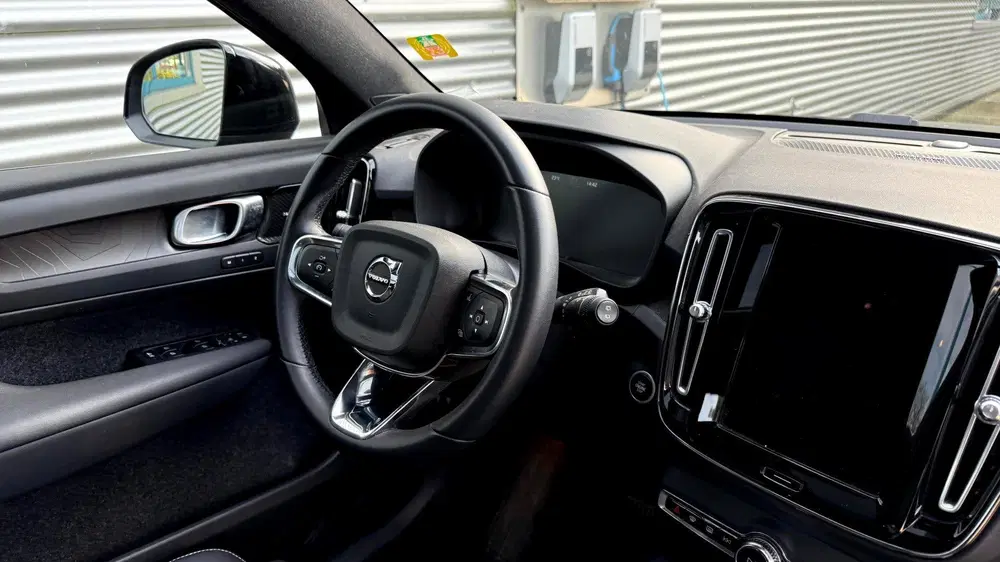 Volvo XC40 1.5 T5 Recharge 193kW uit 2023, foto 2