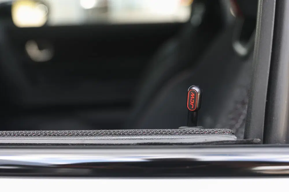Mini Hatchback Cooper S Automaat uit 2026, foto 11