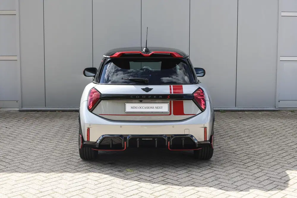Mini Hatchback Cooper S Automaat uit 2026, foto 6