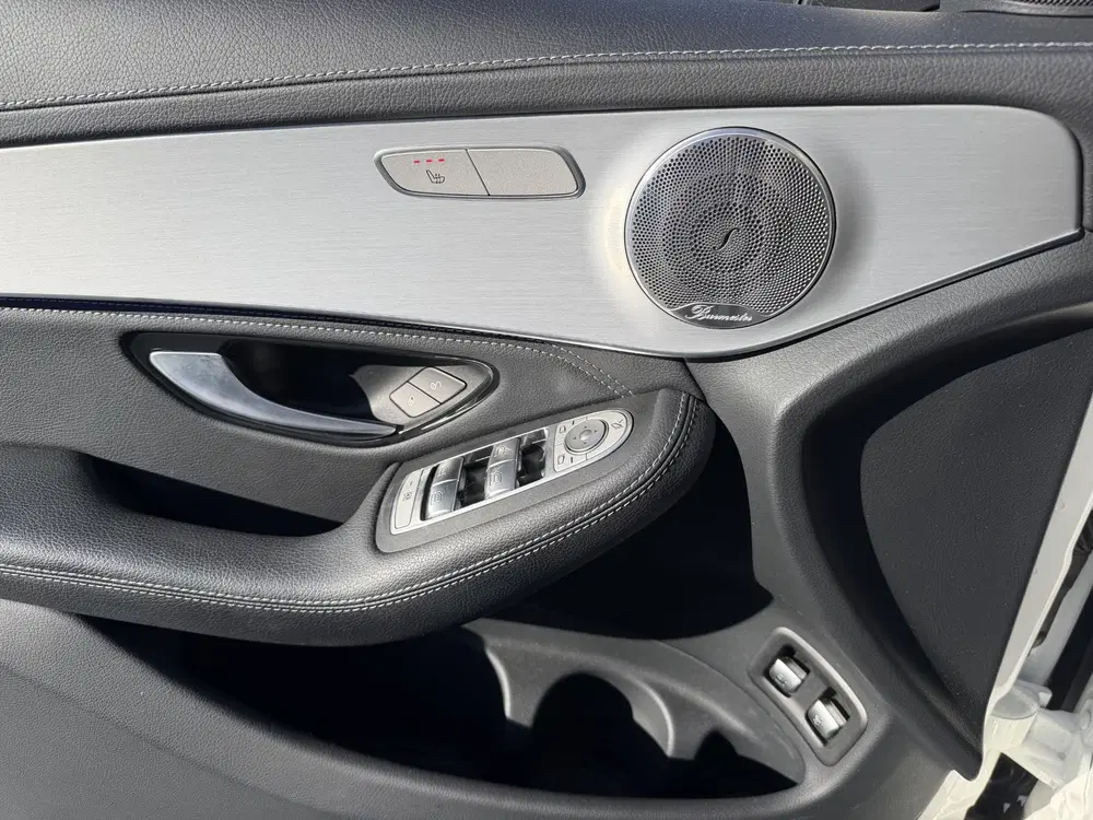 Mercedes-Benz GLC 300e 4MATIC Premium 18" uit 2021, foto 12