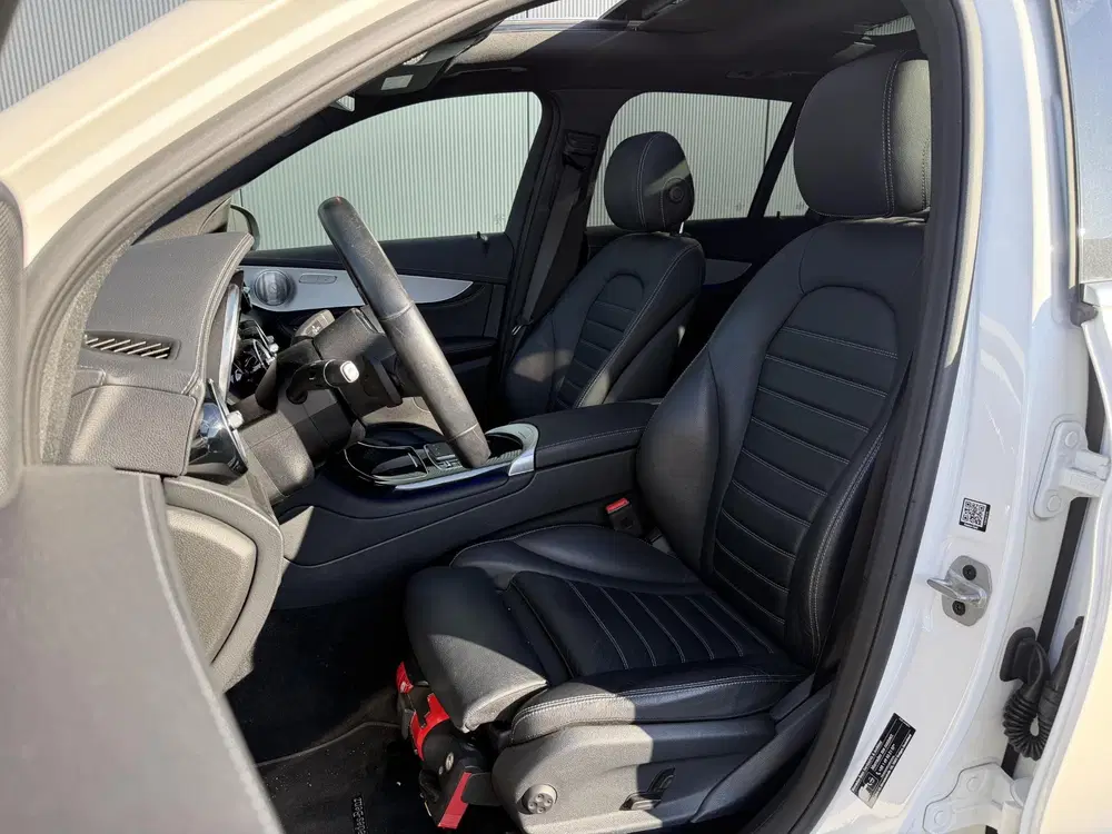 Mercedes-Benz GLC 300e 4MATIC Premium 18" uit 2021, foto 7