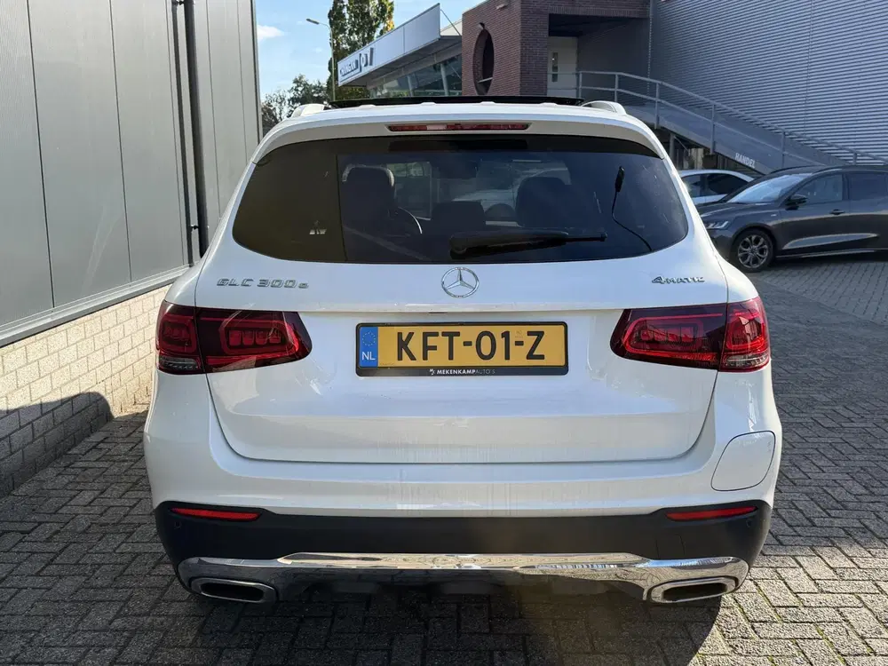 Mercedes-Benz GLC 300e 4MATIC Premium 18" uit 2021, foto 8