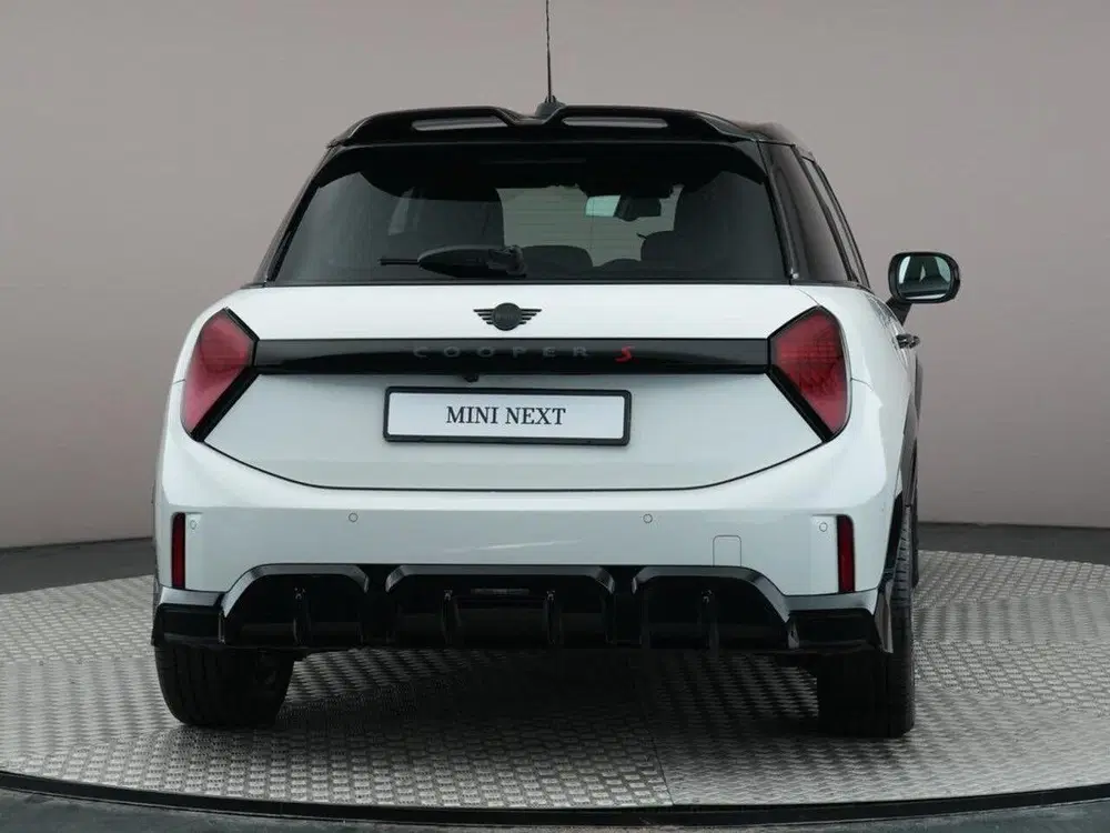 Mini Hatchback Cooper S uit 2025, foto 5