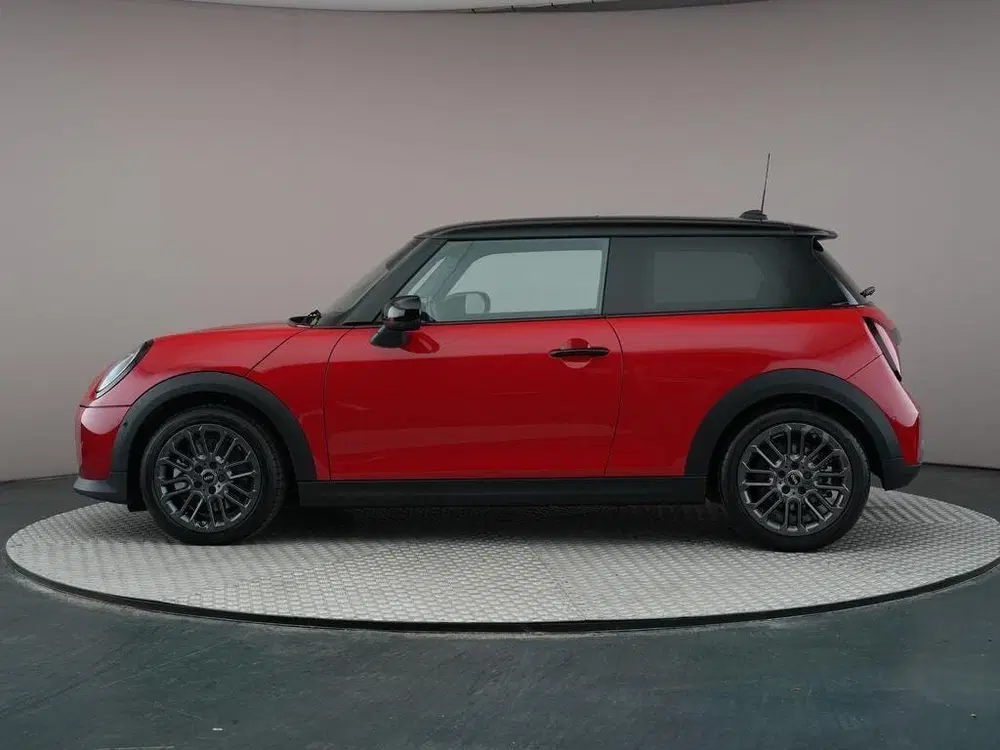 Mini Hatchback Cooper C Automaat uit 2025, foto 11