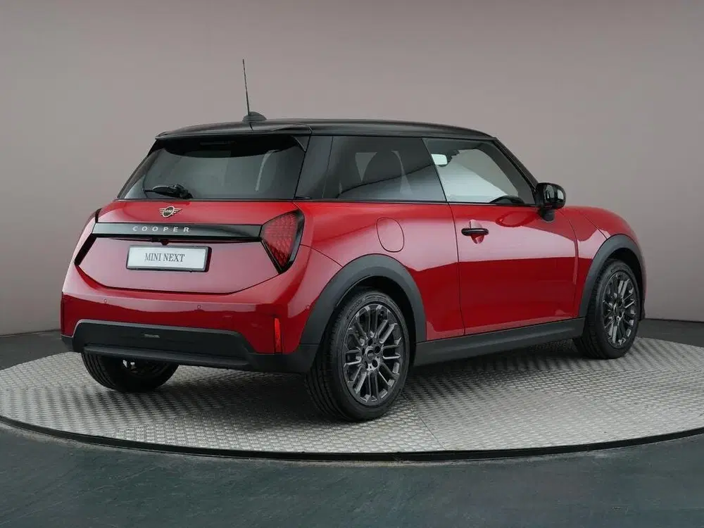 Mini Hatchback Cooper C Automaat uit 2025, foto 12