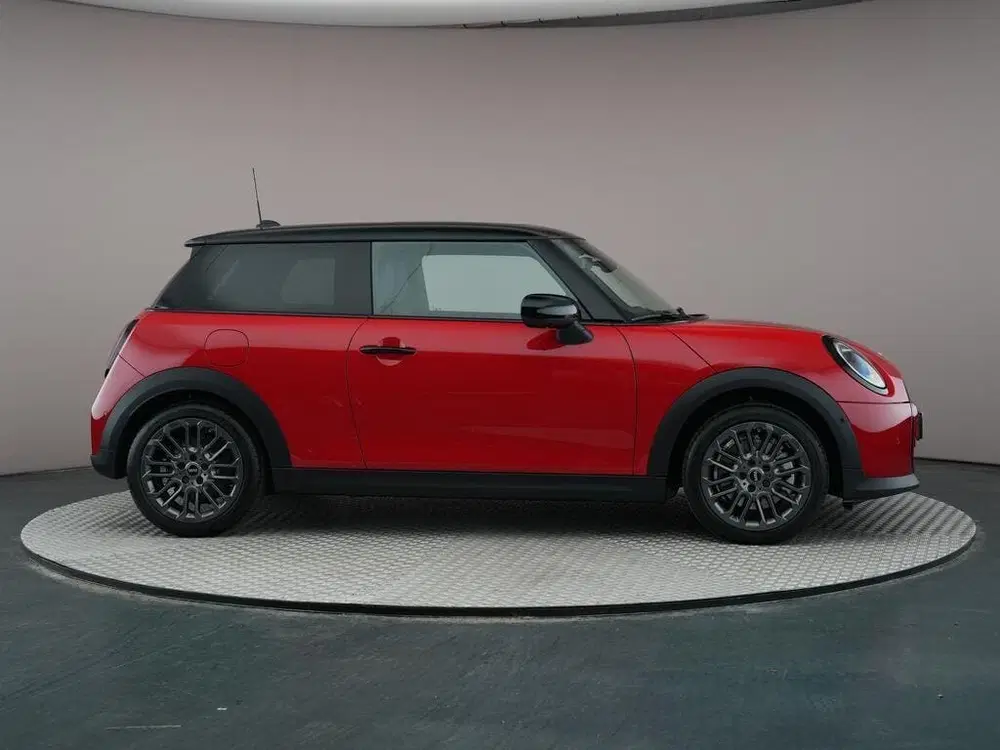Mini Hatchback Cooper C Automaat uit 2025, foto 7