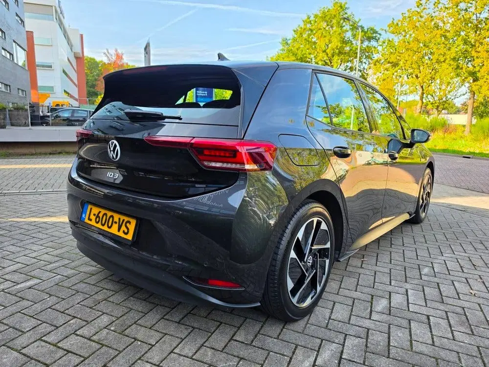 Volkswagen ID.3 Life 58 kWh uit 2020, foto 4