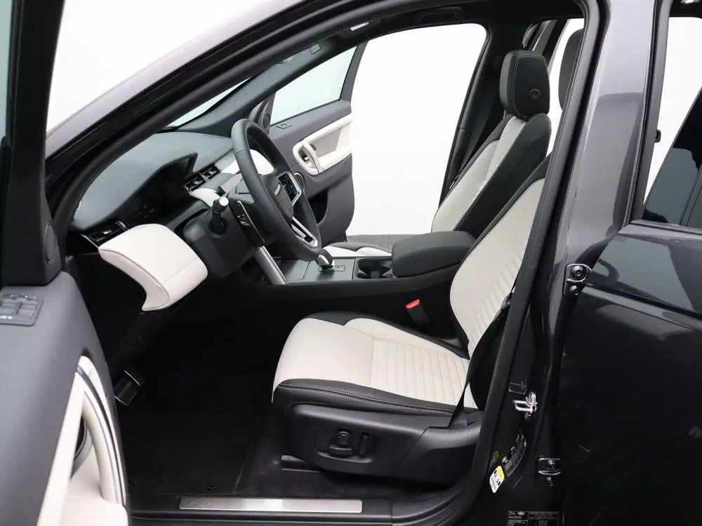 Land Rover Discovery Sport 1.5 P270e PHEV Dynamic SE uit 2026, foto 11
