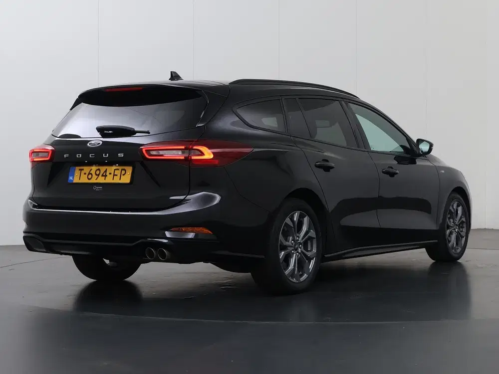 Ford Focus 1.0 EcoBoost Hybrid ST Line uit 2023, foto 2