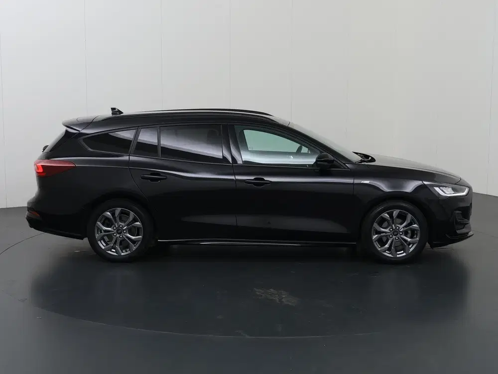 Ford Focus 1.0 EcoBoost Hybrid ST Line uit 2023, foto 6