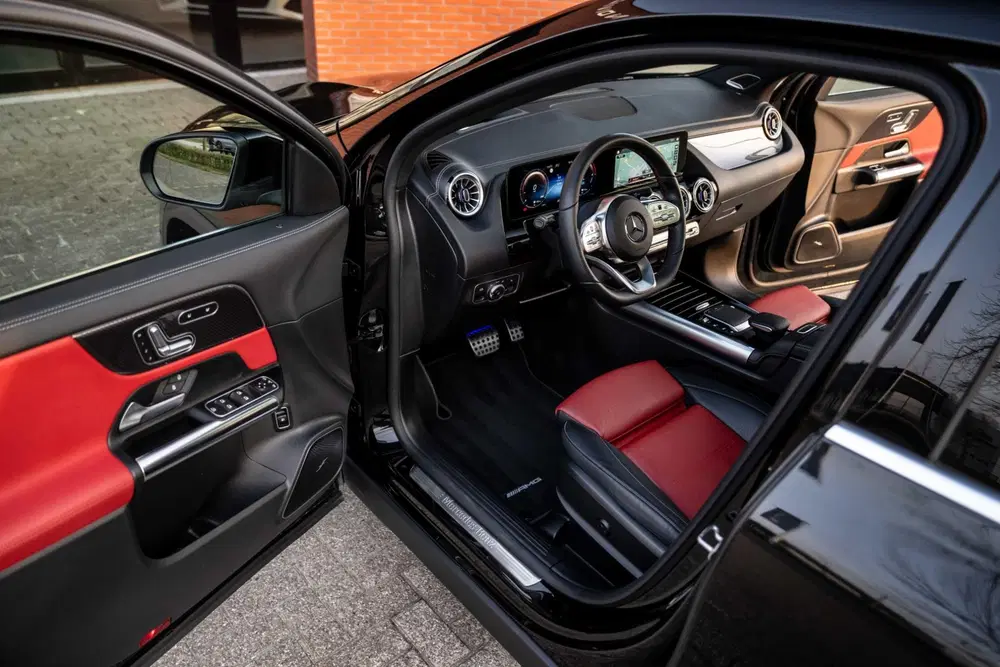 Mercedes-Benz GLA 250 e AMG ACC Stoelventilatie HuD B uit 2022, foto 3
