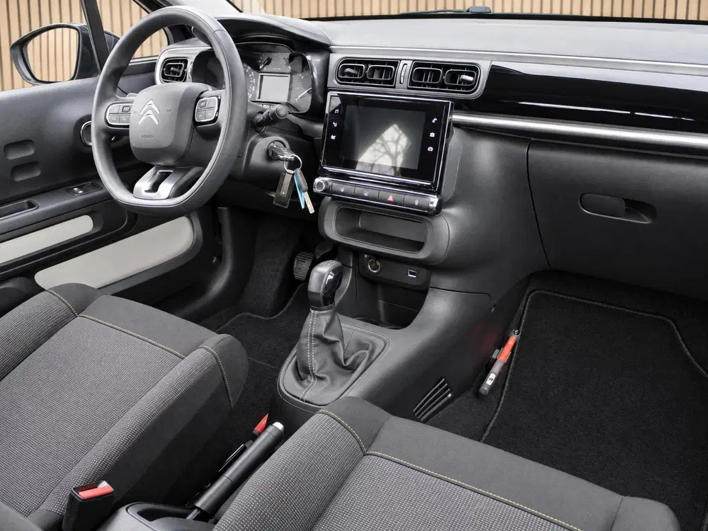 Citroën C3 Citroen C3 1.2 PureTech Plus uit 2024, foto 3