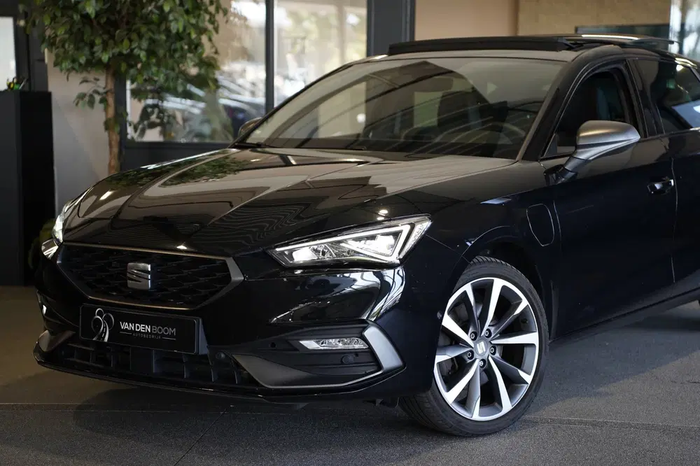 SEAT Leon 1.4 TSI eHybrid PHEV FR 204PK Pano Cam Vir uit 2020, foto 15