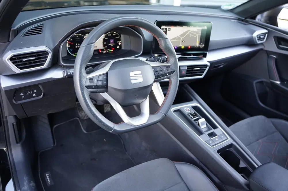 SEAT Leon 1.4 TSI eHybrid PHEV FR 204PK Pano Cam Vir uit 2020, foto 3