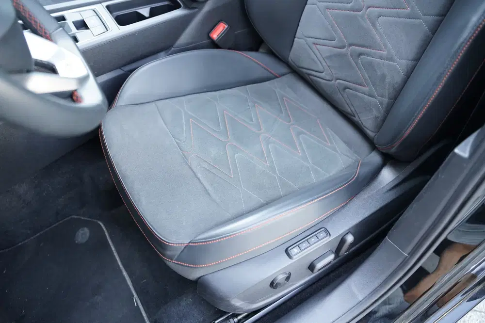 SEAT Leon 1.4 TSI eHybrid PHEV FR 204PK Pano Cam Vir uit 2020, foto 5
