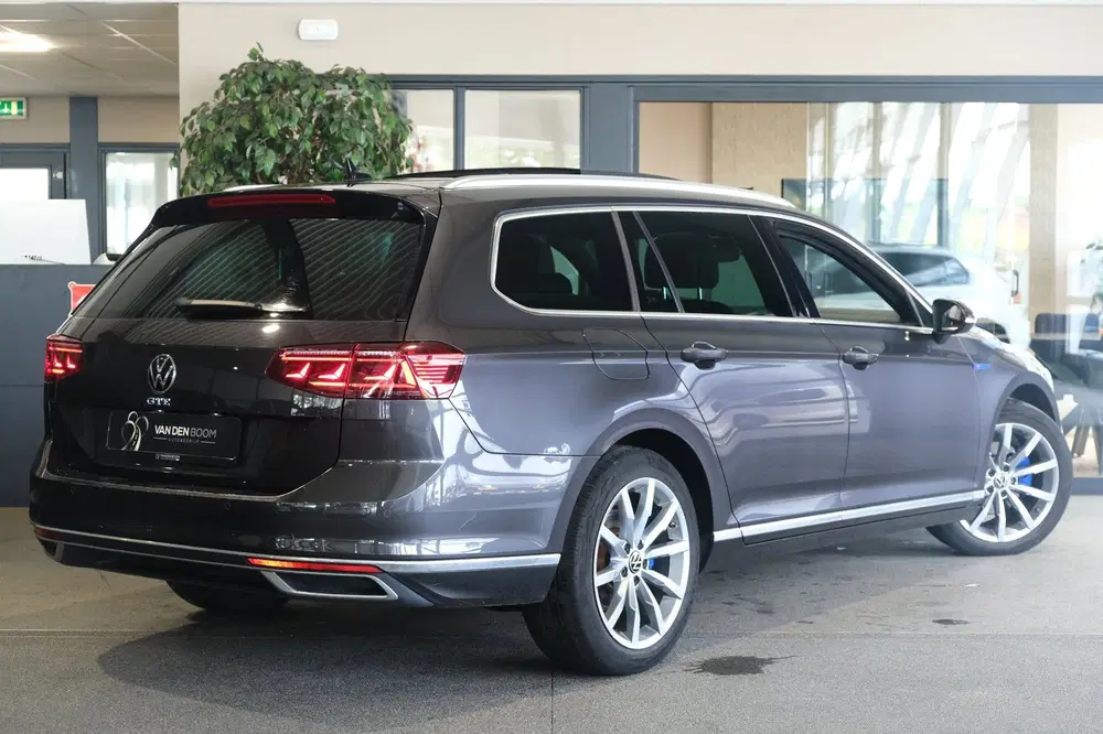 Volkswagen Passat 1.4 TSI PHEV GTE 218PK Pano Volled uit 2021, foto 2