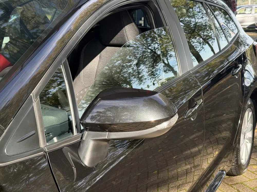 Toyota Corolla 1.8 Hybrid uit 2024, foto 9