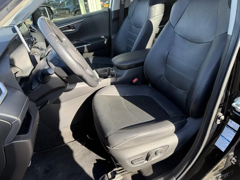 Toyota RAV 4 2.5 Hybrid AWD Executive Premium uit 2021, foto 8