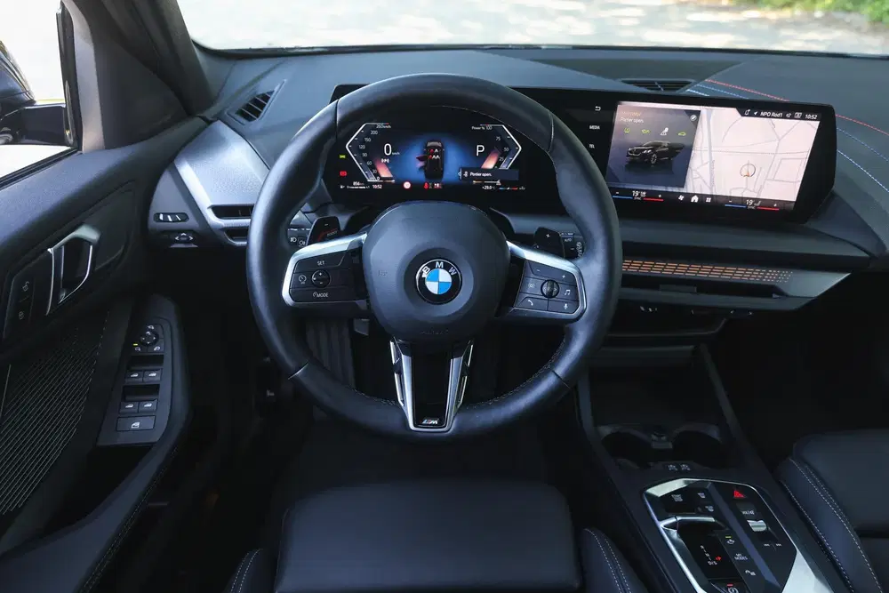 BMW 1-serie 120 M Sport Automaat uit 2025, foto 3