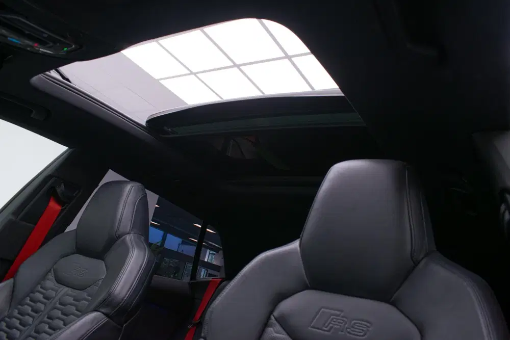 Audi RS Q8 4.0 TFSI RS Q8 quattro uit 2020, foto 9