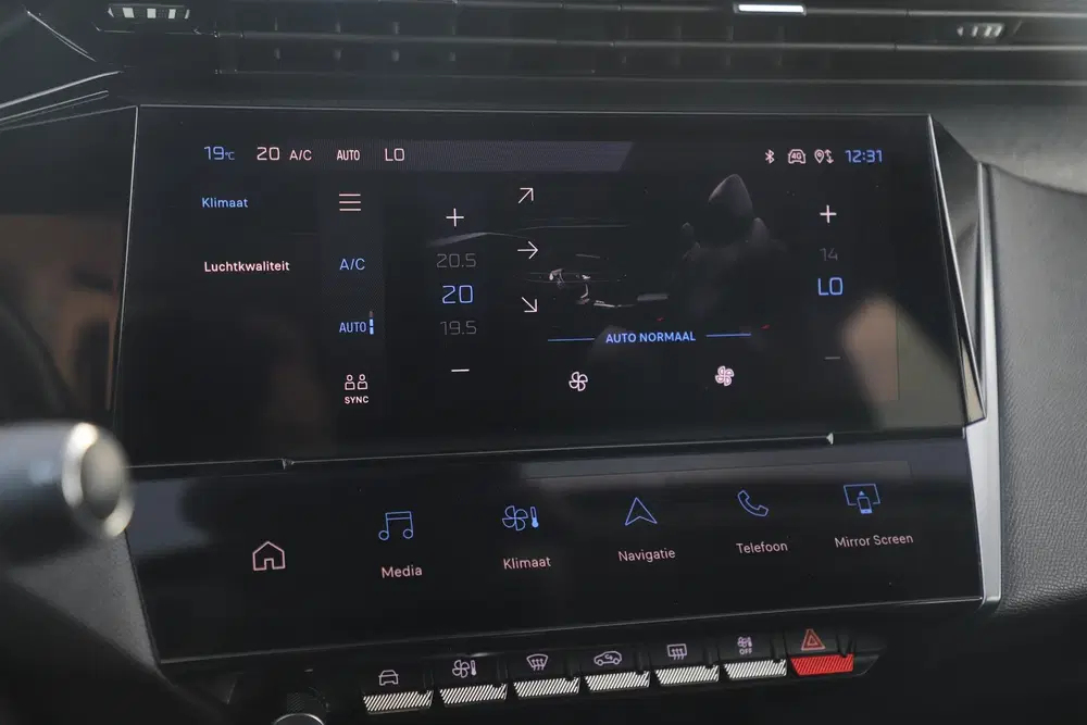 Peugeot 308 1.2 PureTech Allure Pack Business Automaat uit 2022, foto 15