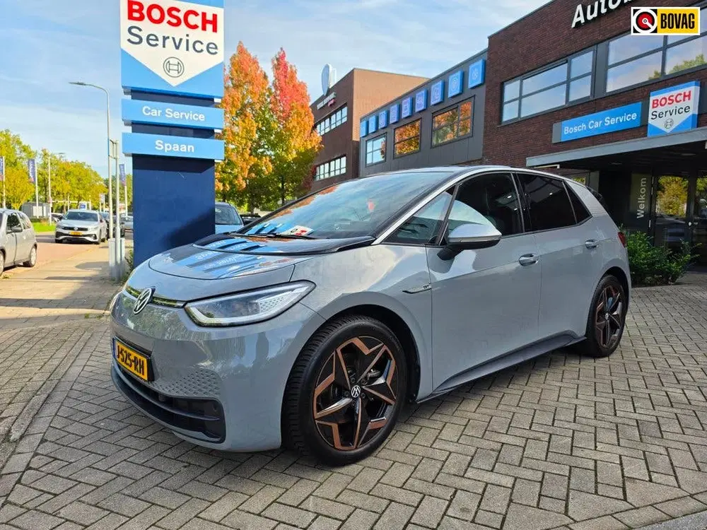 Volkswagen ID.3 First Plus 58 kWh uit 2020