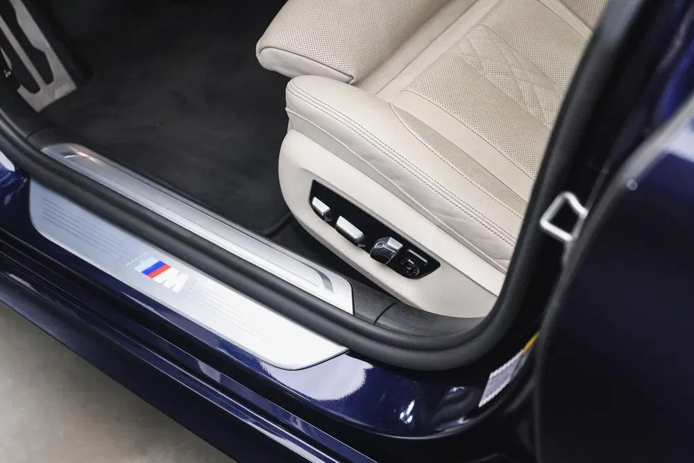 BMW 7-serie 745e High Executive M Sport Automaat Night uit 2021, foto 11
